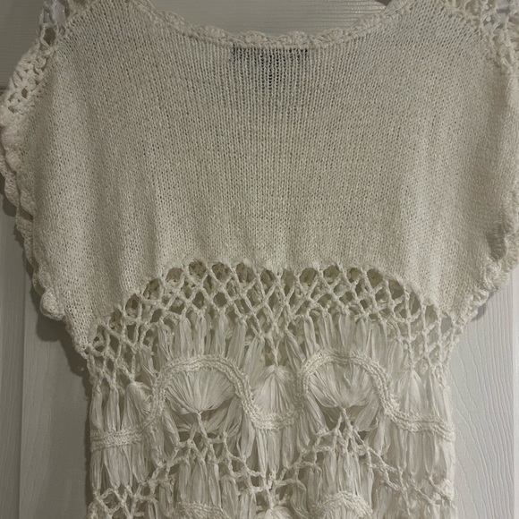 Fever Hand Crochet Women’s Ivory Acrylic Knit Top Sweater Sz. Small - Picture 5 of 9